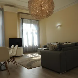  Apartment Budapesteasyflat Basilica Lux Hungary